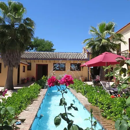 Pensión Hacienda Mendoza 3*