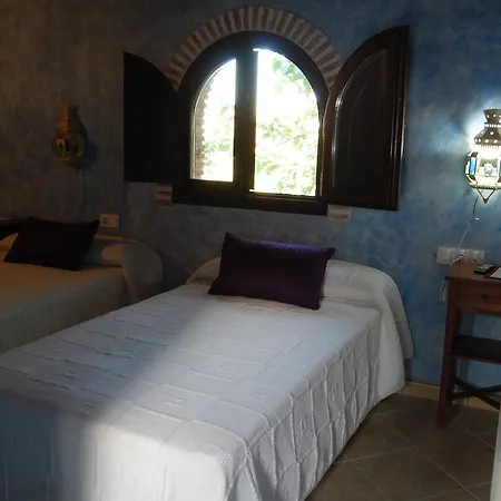Pensión Hacienda Mendoza 3*